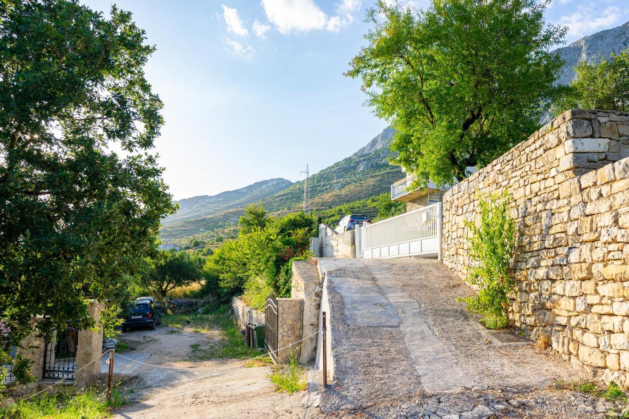 Вилла Olive Garden House In Zrnovnica With A View & Bbq Экстерьер фото