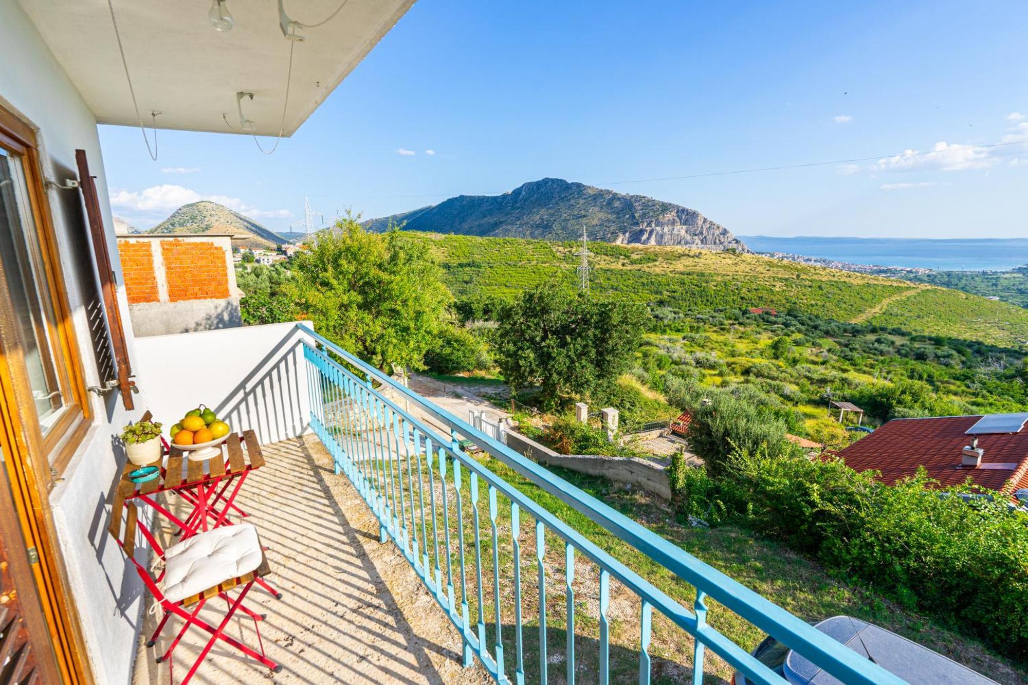 Вилла Olive Garden House In Zrnovnica With A View & Bbq Экстерьер фото